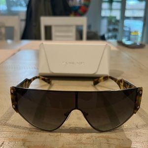 WORN ONCE MK sunglasses